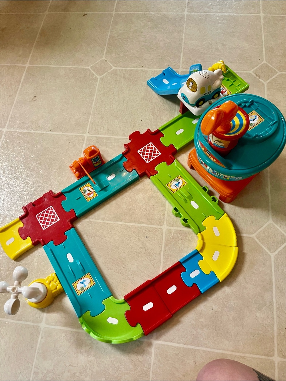VTech Go! Go! Smart Wheels Airport Playset